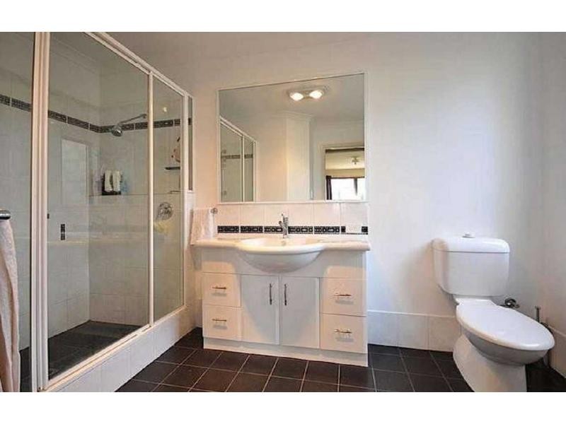 8 Carlo Pass, Ellenbrook WA 6069