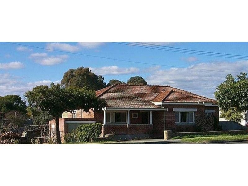 2008 Albany Hwy, Maddington WA 6109