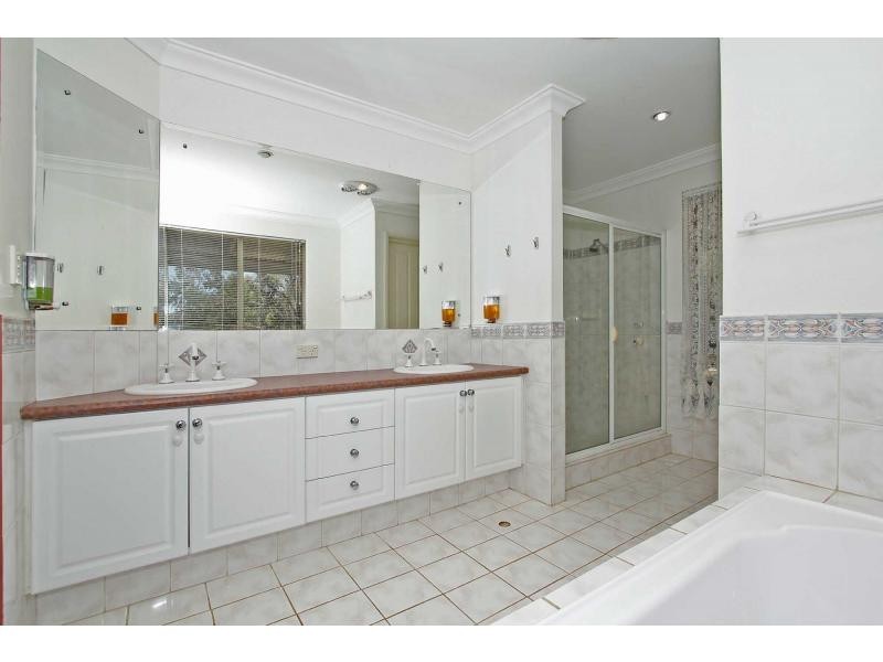 151 Ashmere Drive, Bullsbrook WA 6084