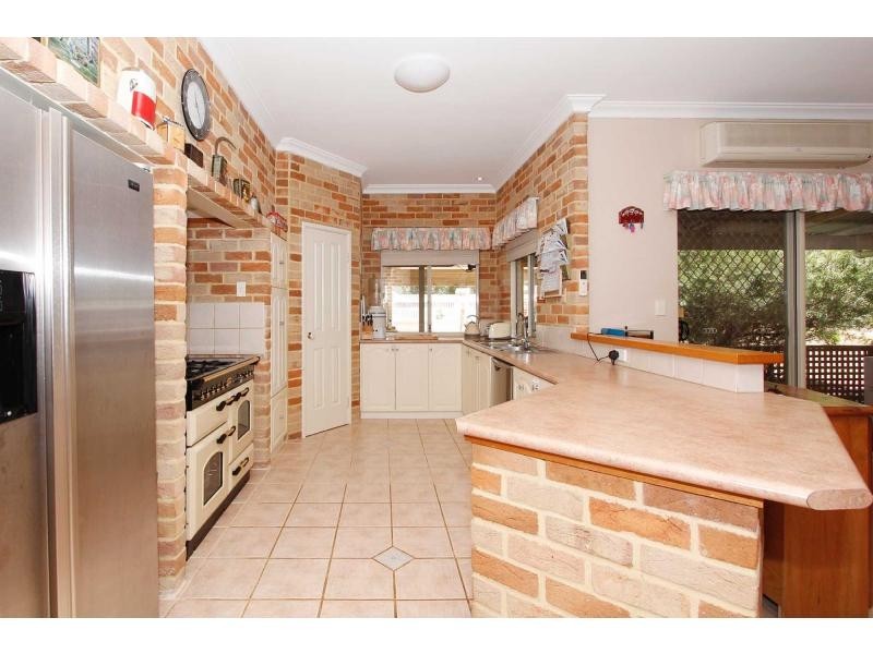 151 Ashmere Drive, Bullsbrook WA 6084