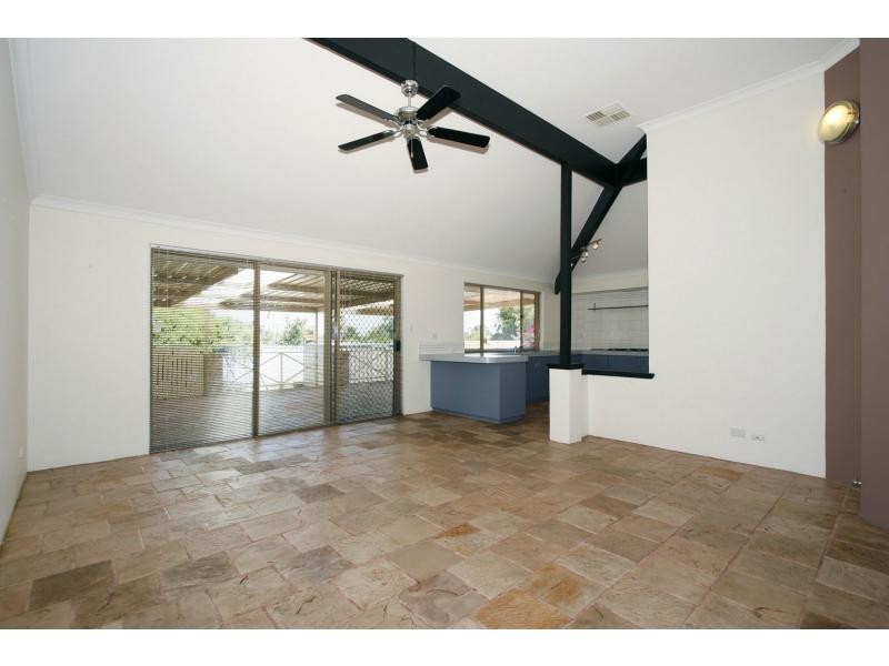 107 Sacramento Avenue, Beechboro WA 6063