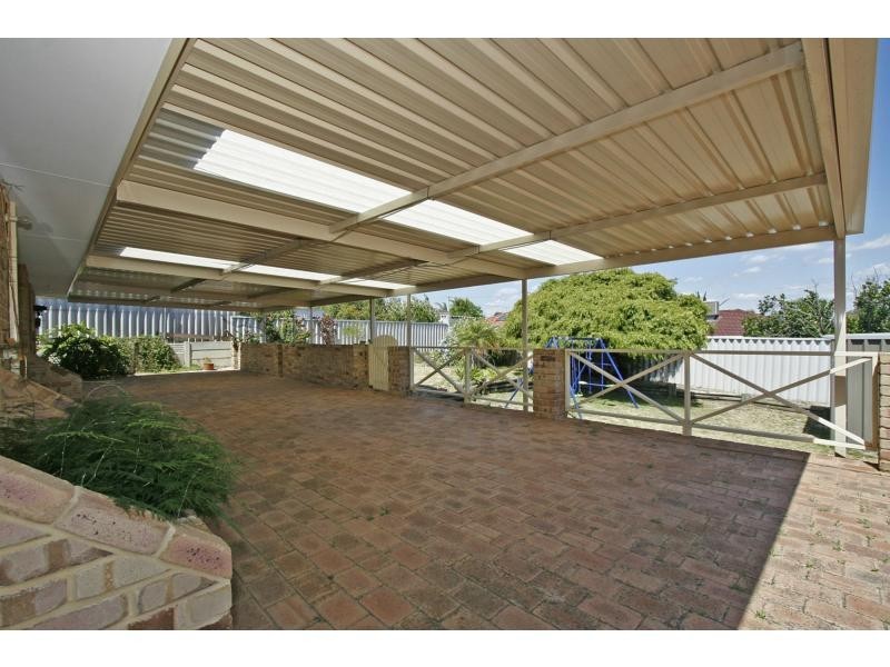 107 Sacramento Avenue, Beechboro WA 6063