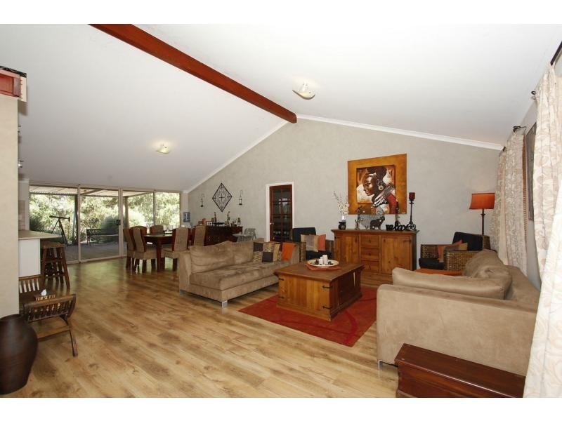 174 Coventry Cross, Bullsbrook WA 6084