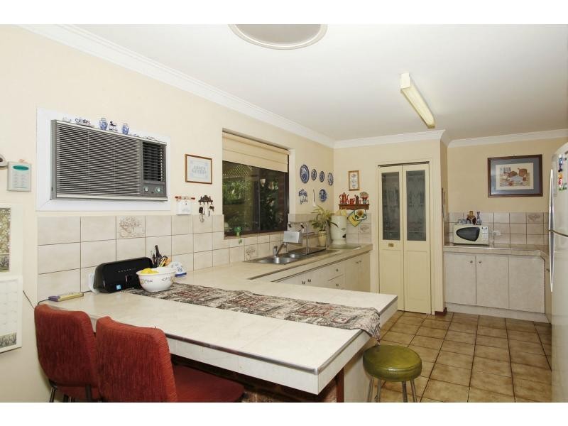 27 Wendlebury Way, Eden Hill WA 6054