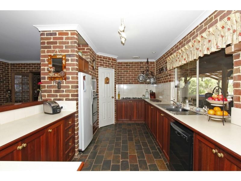 29 Sabre Close, Bullsbrook WA 6084