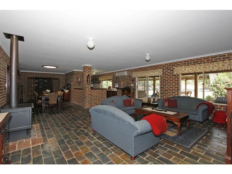 29 Sabre Close, Bullsbrook WA 6084