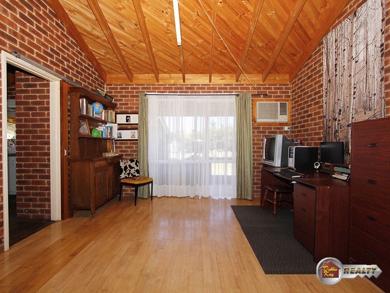 364 Padbury Terrace, Herne Hill WA 6056