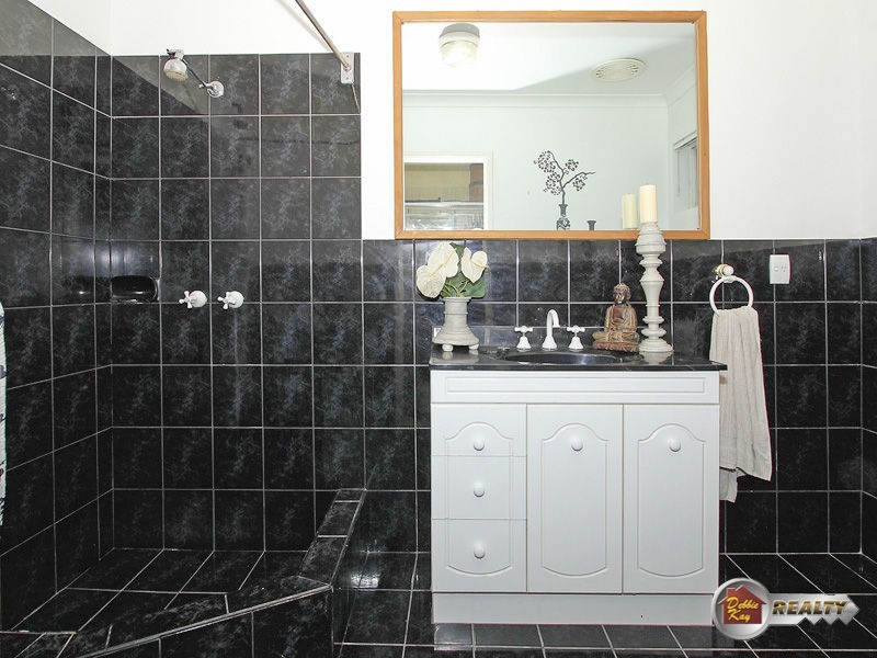 364 Padbury Terrace, Herne Hill WA 6056