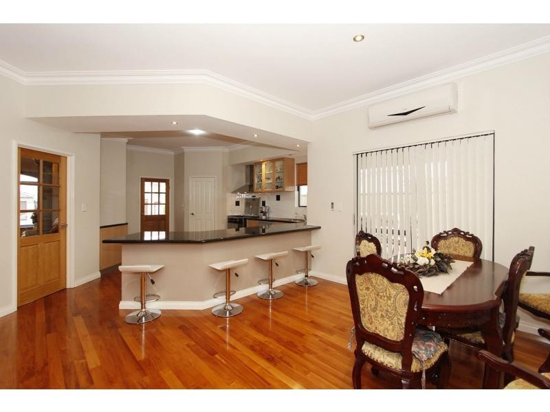 10 Kokoda Boulevard, Dianella WA 6059