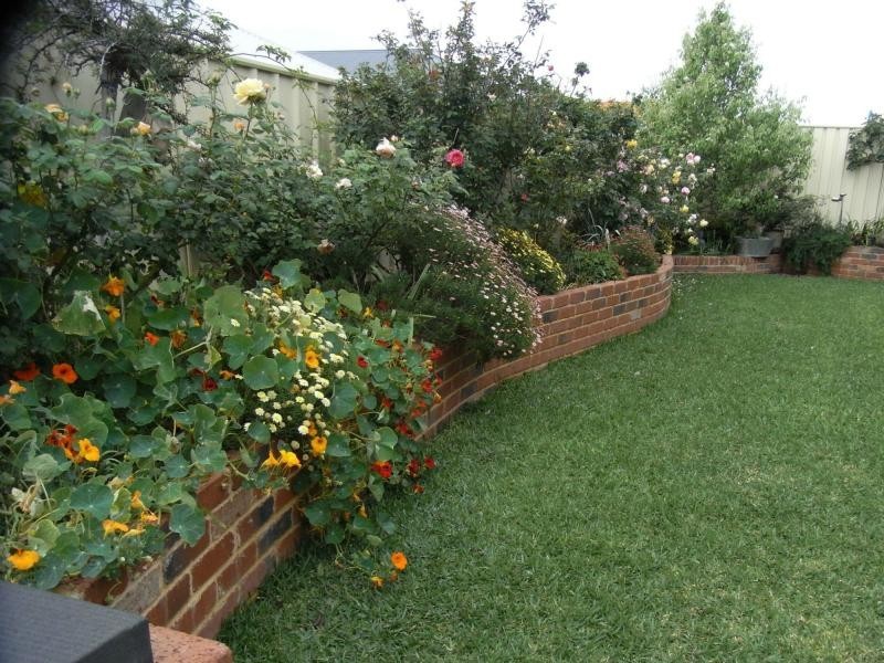 9 Coolidge Gardens, Tapping WA 6065