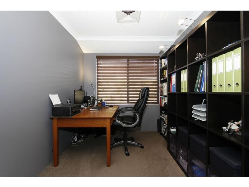 9 Coolidge Gardens, Tapping WA 6065