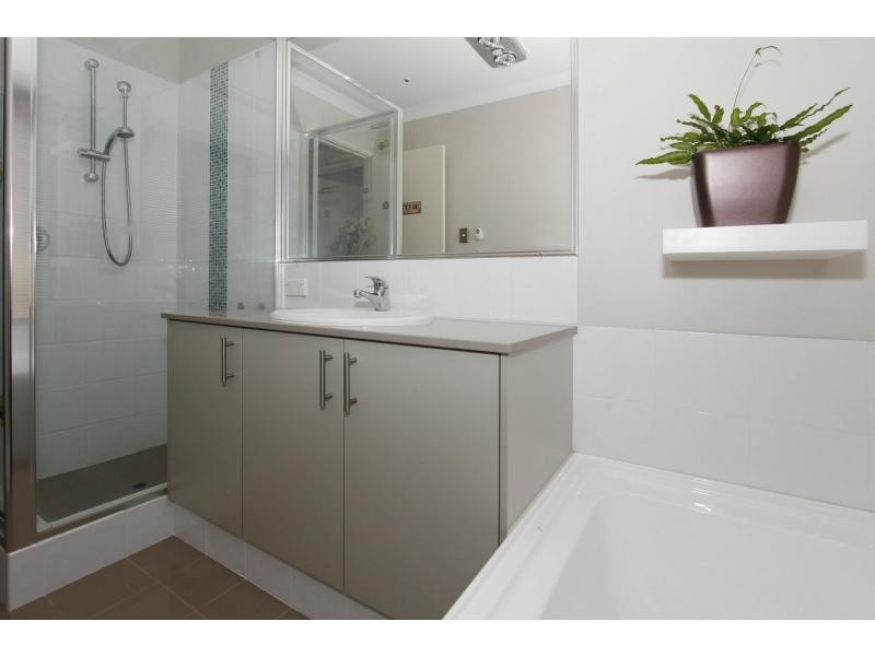 9 Coolidge Gardens, Tapping WA 6065