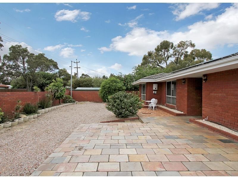 201 Gooseberry Hill Rd, Maida Vale WA 6057