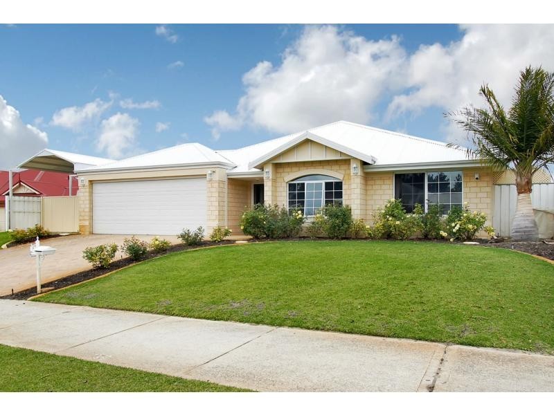 5 Erickson Pass, Ellenbrook WA 6069