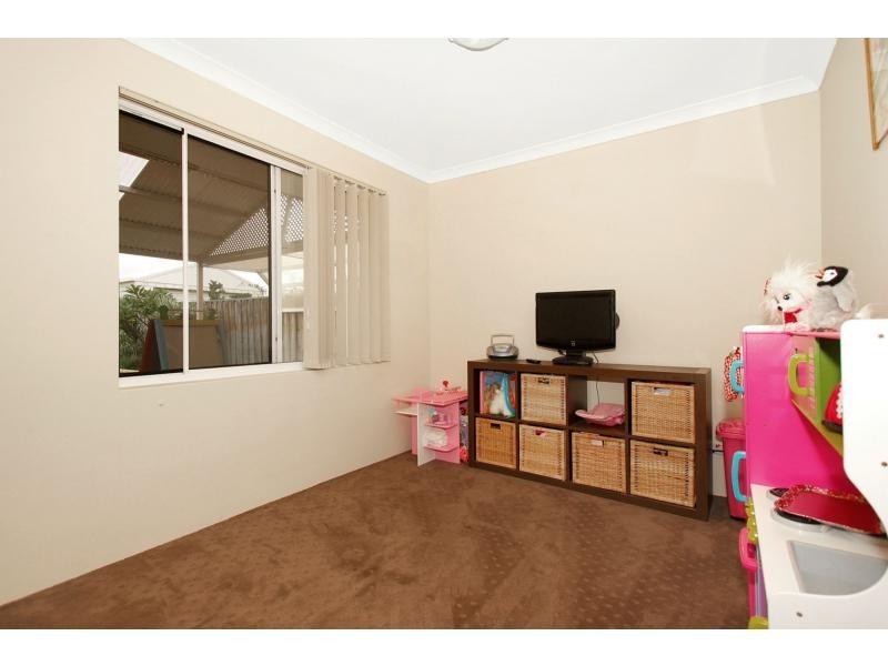 5 Erickson Pass, Ellenbrook WA 6069