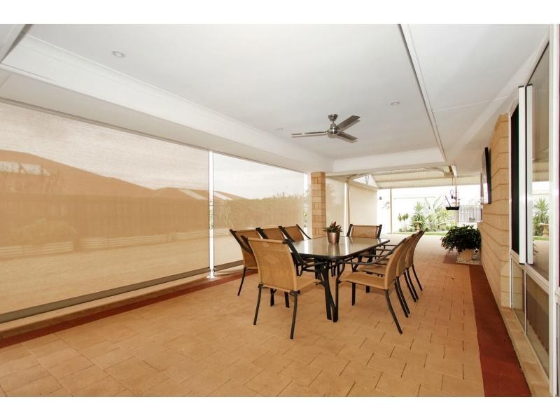 5 Erickson Pass, Ellenbrook WA 6069