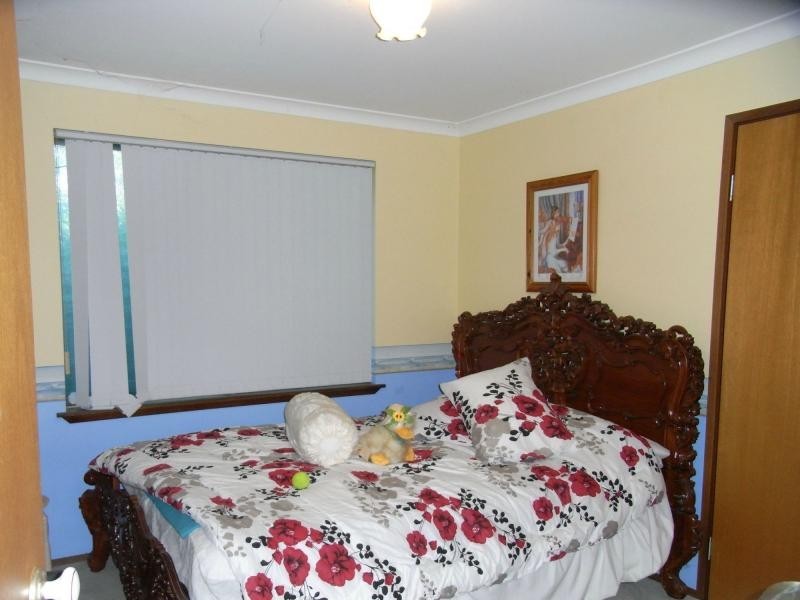 68 Balfour Road, Swan View WA 6056