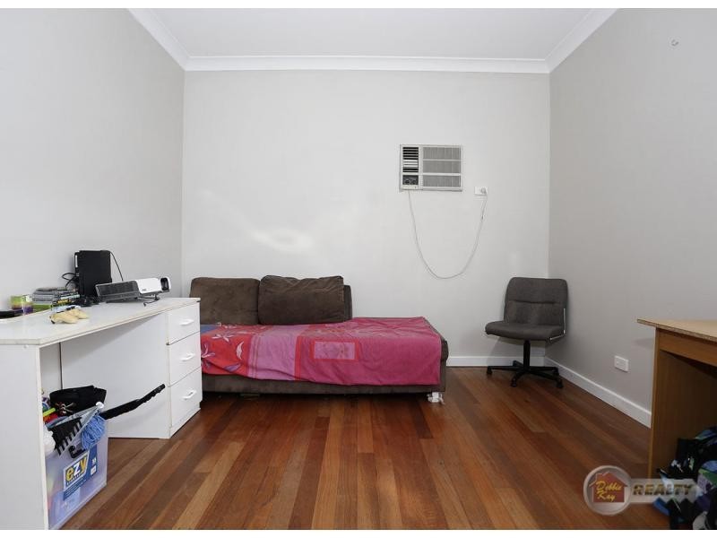 24 Brathwaite Road, Lockridge WA 6054