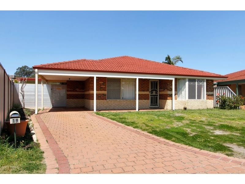 19 Romani Court, Lockridge WA 6054