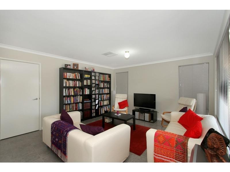 20A Carman Way, Bassendean WA 6054