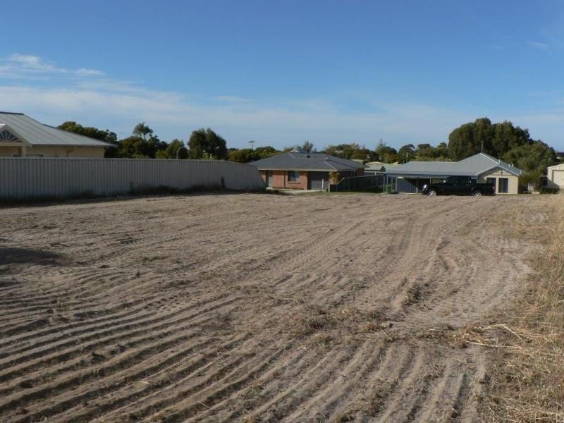 24 Rodrigues Crescent, Ledge Point WA 6043