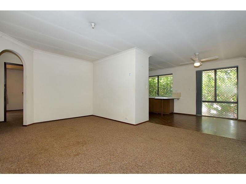Unit 2/42 Walkington Way, Belvista Court, Eden Hill WA 6054