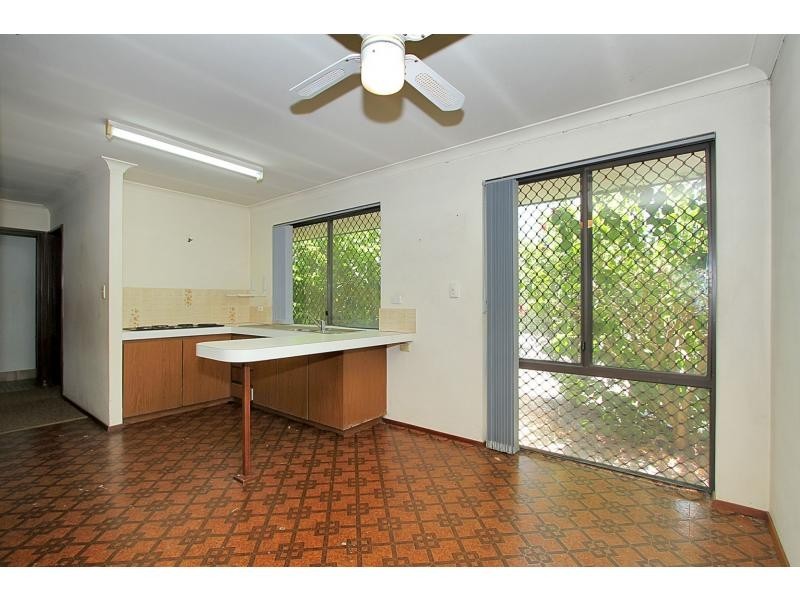 Unit 2/42 Walkington Way, Belvista Court, Eden Hill WA 6054