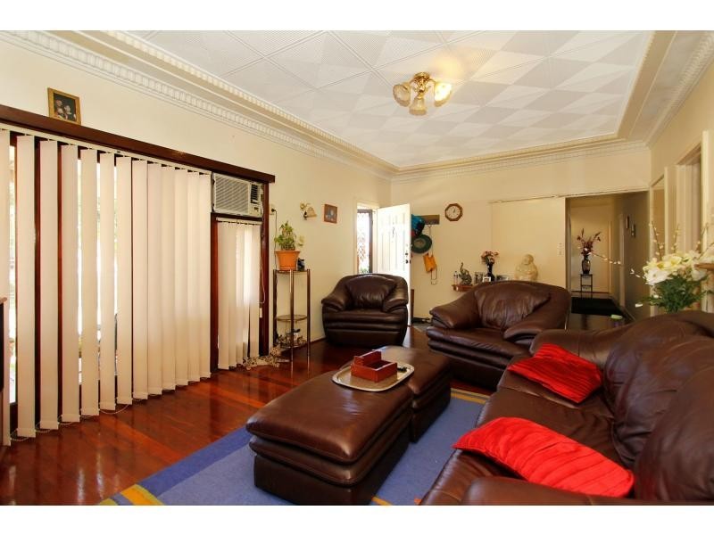 8 Constance Street, Bayswater WA 6053