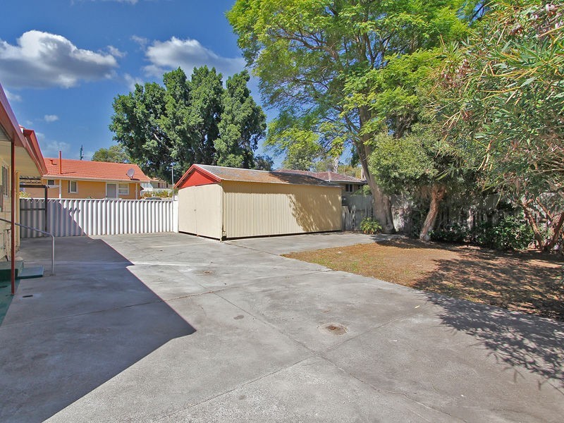 51 Sturtridge Road, Lockridge WA 6054