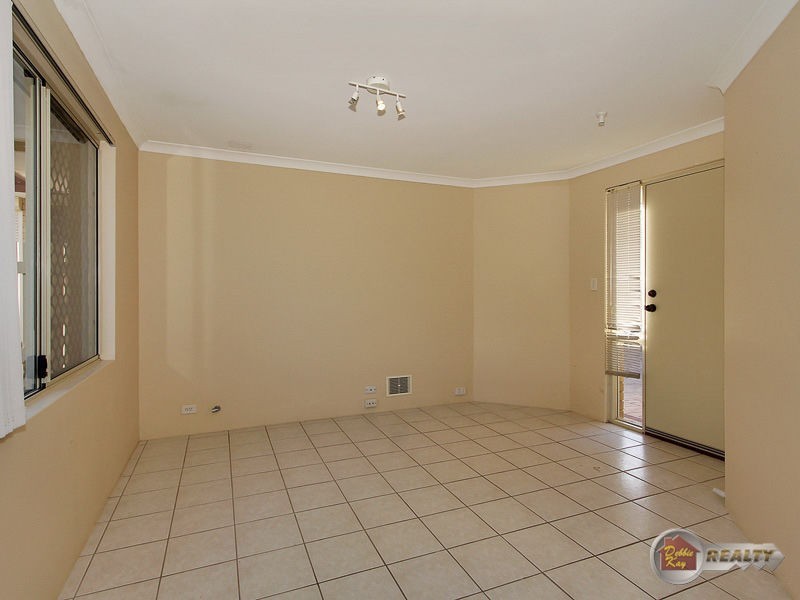 296B Grand Prom, Dianella WA 6059