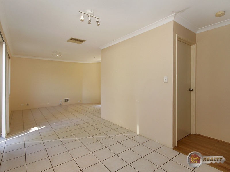 296B Grand Prom, Dianella WA 6059