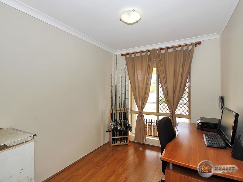 6 St Lawrence Drive, Beechboro WA 6063