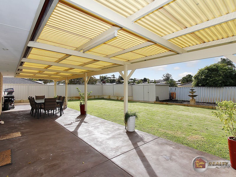 6 St Lawrence Drive, Beechboro WA 6063