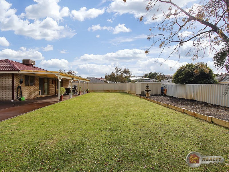 6 St Lawrence Drive, Beechboro WA 6063