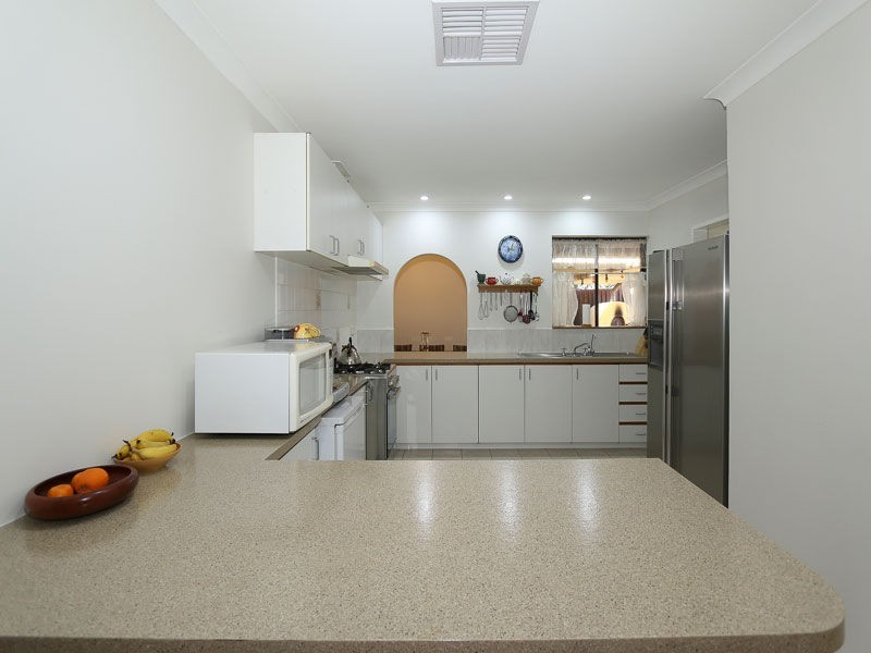 94 Maguire Avenue, Beechboro WA 6063