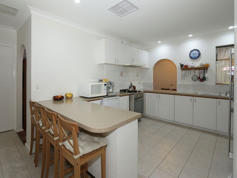 94 Maguire Avenue, Beechboro WA 6063