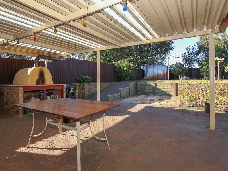 94 Maguire Avenue, Beechboro WA 6063