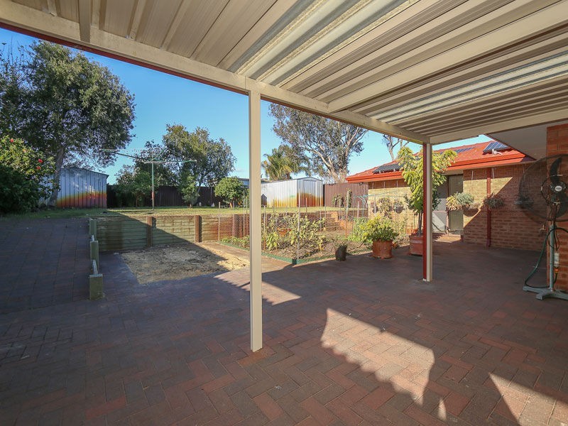 94 Maguire Avenue, Beechboro WA 6063