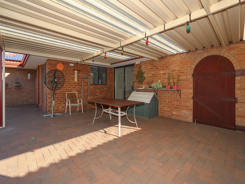 94 Maguire Avenue, Beechboro WA 6063