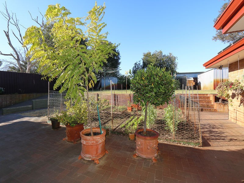 94 Maguire Avenue, Beechboro WA 6063
