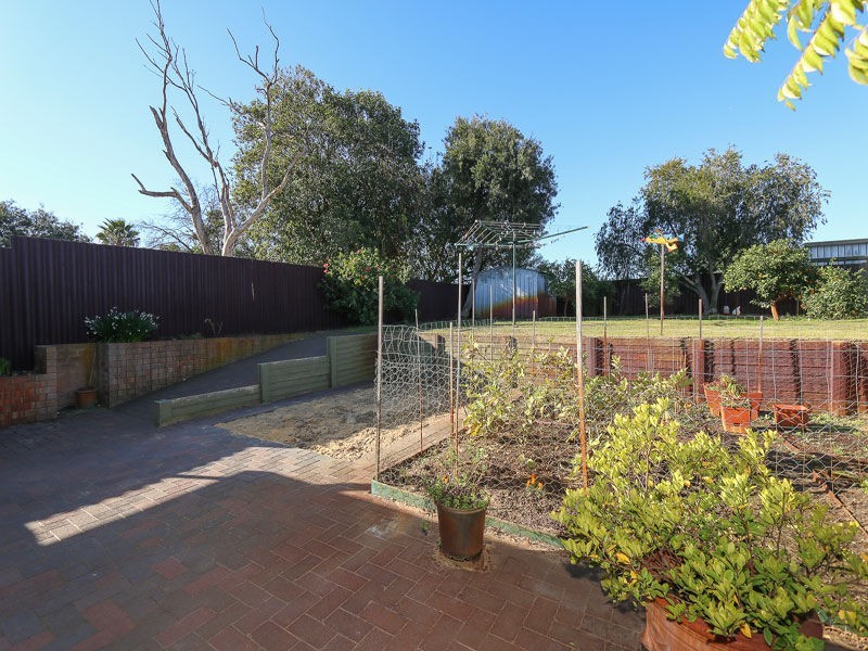 94 Maguire Avenue, Beechboro WA 6063