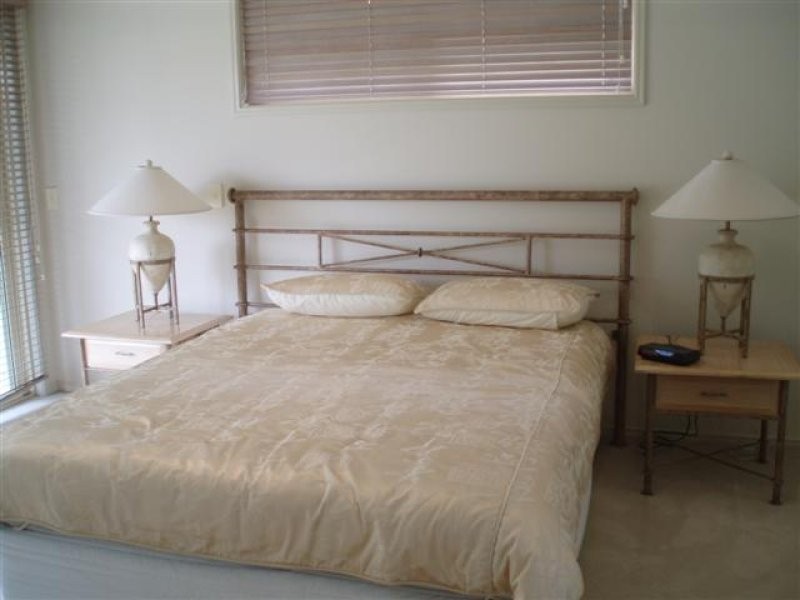 Hope Island QLD 4212