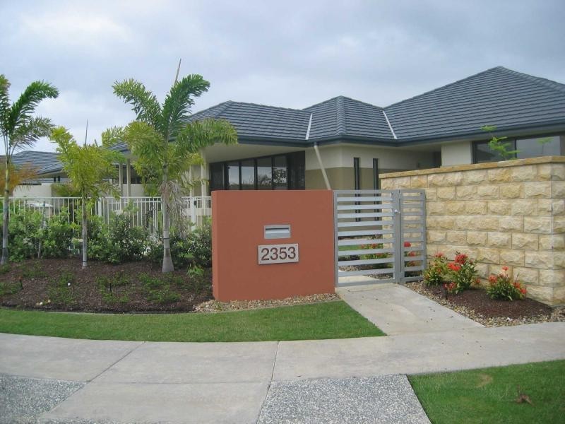 Hope Island QLD 4212