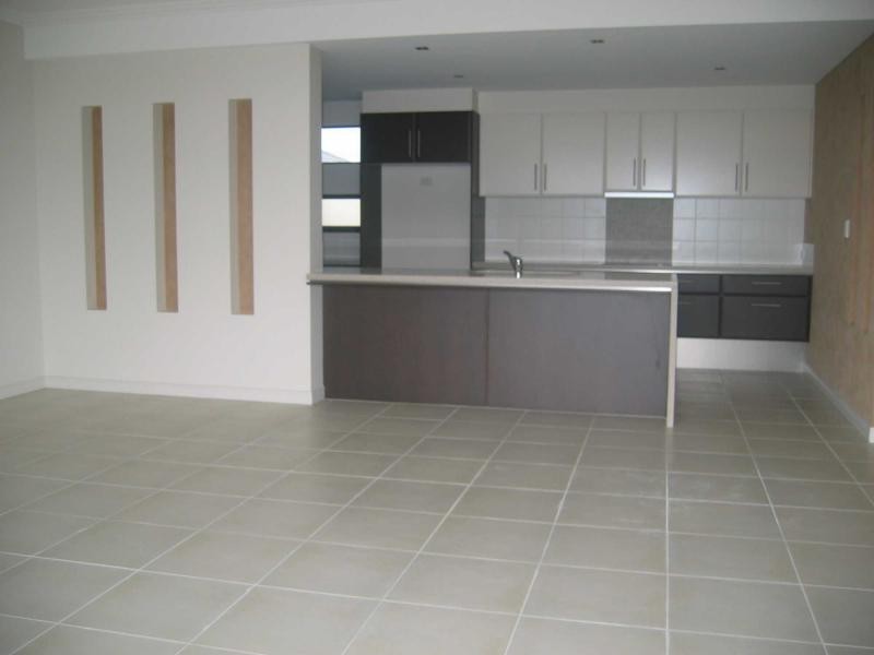 Hope Island QLD 4212