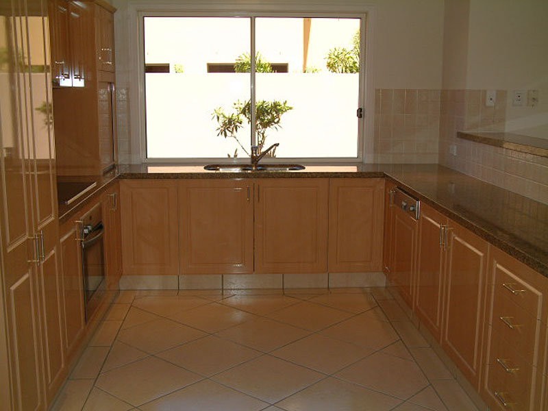 Hope Island QLD 4212