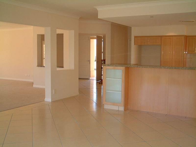 Hope Island QLD 4212