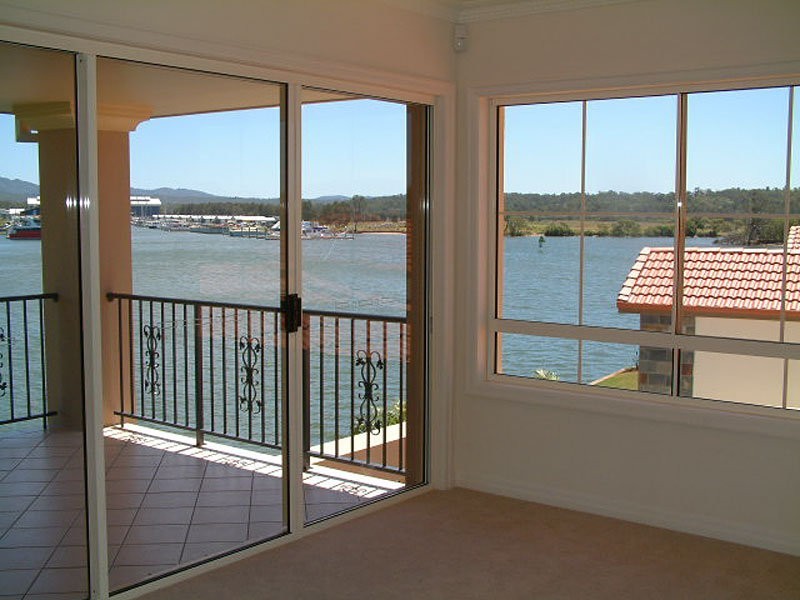 Hope Island QLD 4212