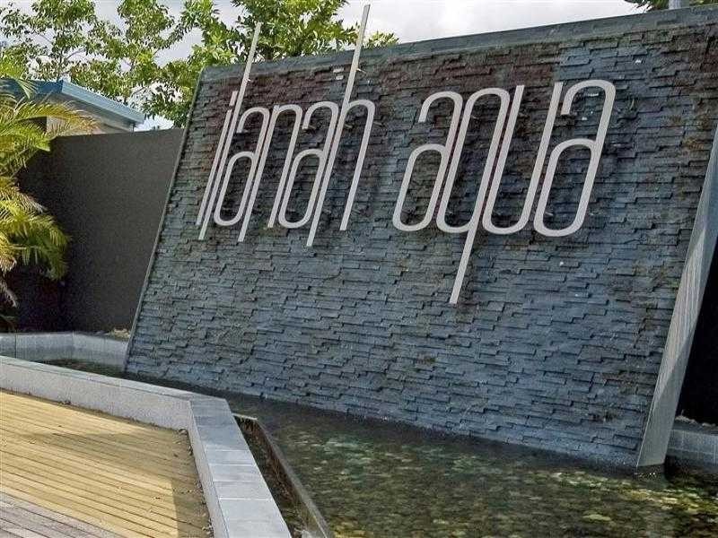 Hope Island QLD 4212