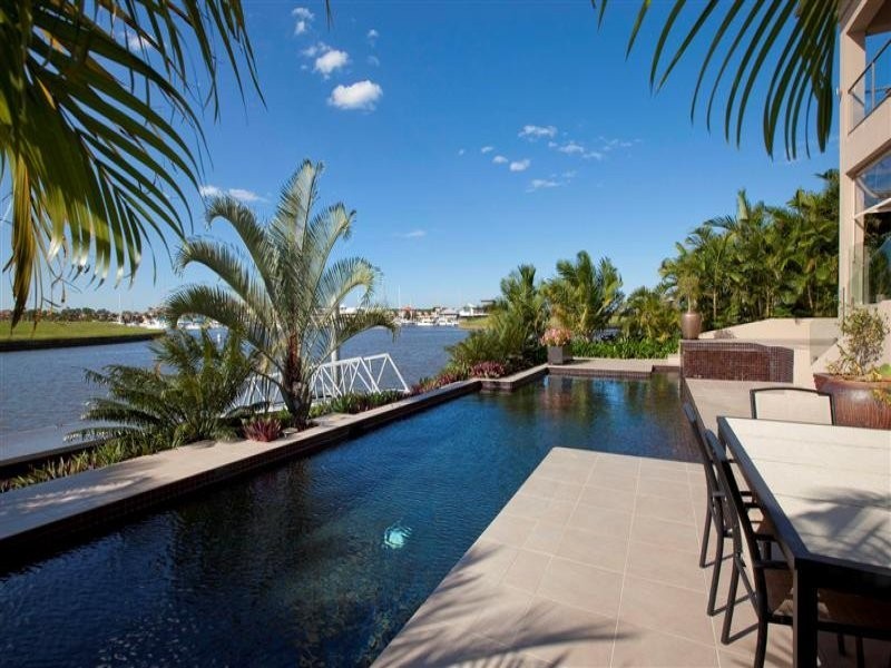 2210 Taromeo Court, Hope Island QLD 4212