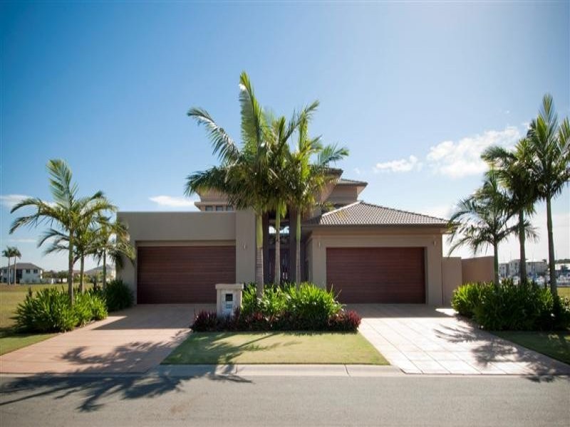 2210 Taromeo Court, Hope Island QLD 4212